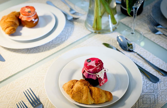 Karah Suites- Longhorn Avenue - Foto 31