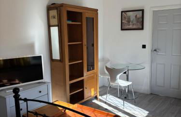Studio apt with private parking - Foto 5
