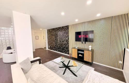 Les Suites Bisous Metz - Jacuzzi & Private Sauna - Photo 12