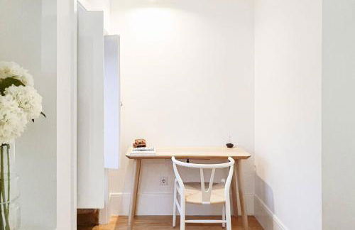 Great Flat & View in Historic Porto by LovelyStay - Photo 12