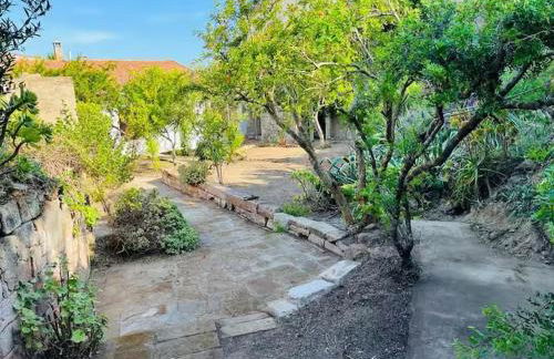 Villa with beautiful Private Garden & Breathtaking Sea View - Foto 18