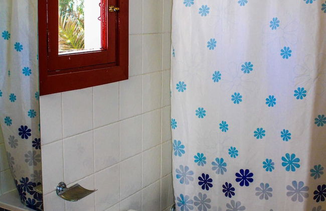 Castillo Beach Club Apartments - Photo 19