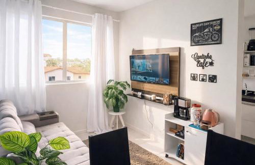 Apartamento Climatizado e Charmoso com Cantinho do Café e Piscina em Condomínio - Photo 10