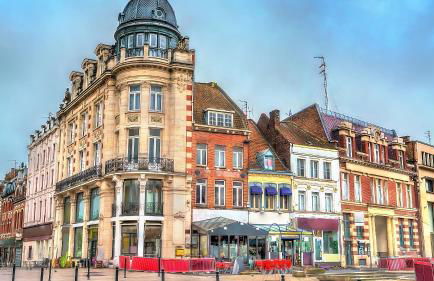 Balnéo privée & cinéma XXL - Logement premium à Tourcoing - Foto 31