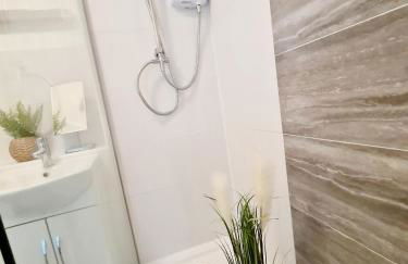 Modern 2 bedroom apartment in Historical Spa town - Foto 22