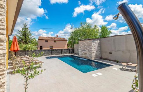 Three-Bedroom Holiday Home In Porec - Foto 7