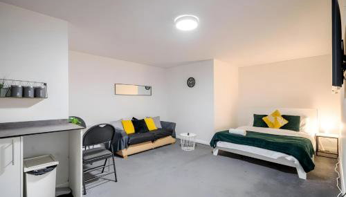 Modern Derby Studio - Sleeps 4, Close to Amenities & Parking - Foto 3