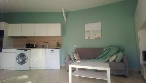 Maison Jardin Wifi - Climatisation - 100 m plage sauvage - 20 min Perpignan - Foto 4, stove, pet friendly