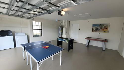 Lakeside Pool Home, Games close to Disney & Malls - Foto 4