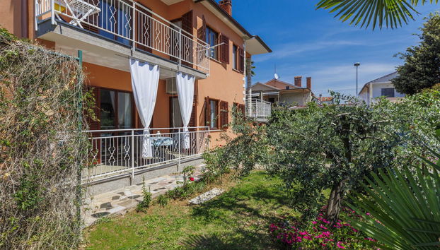 Elvi - Foto 2, House