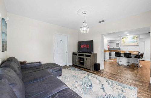 Family home w private pool & fire pit - Foto 24