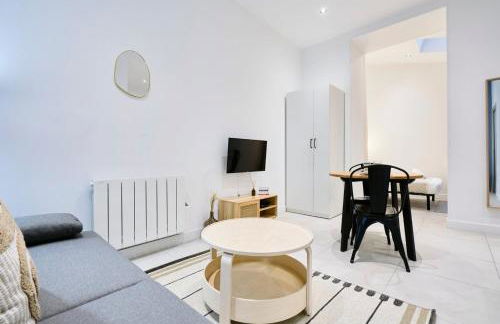 Studio hypercentre près des gares - Foto 4