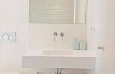 Loft Deluxe, Luminoso, Parking y Piscina - A 100 m del Mar AC - Photo 8