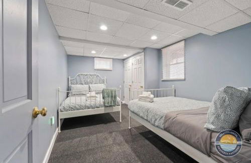 New Lake Como Retreat with Bar and Pool Table - Foto 20