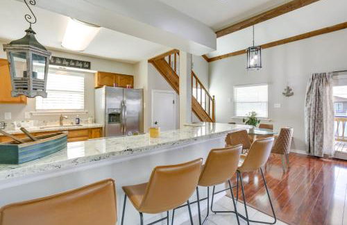 Bayou Bliss Barataria Waterfront Getaway with Dock! - Foto 7