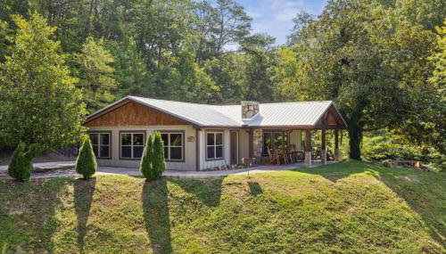 Sharp Hollow by Beyond Expectations w Hot Tub - Foto 2