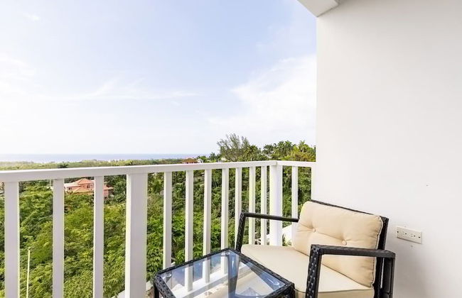 Charming Sea View Town House Chef Driver Optional - Photo 24