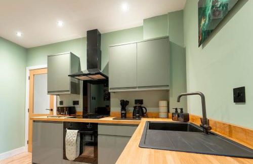 High Street Hideaway - Photo 38