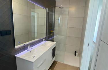 Luxury villas with heated pool & panoramic ocean & valley views - Foto 34