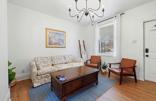 Morrill Modern Retreat Desirable Marion Village! - Foto 15