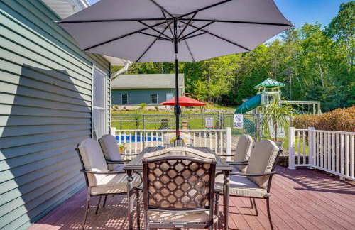 Adirondack Retreat with Heated Pool and Scenic Views! - Foto 28