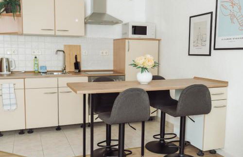 Zentrum, 2R, eigene Terrasse, WiFi, 4P, modern, ruhig - Foto 14