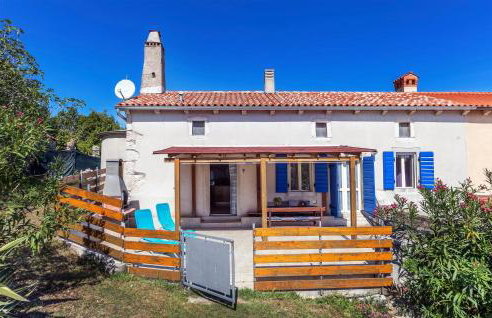 Four-Bedroom Holiday Home Labin With Sea View 08 - Photo 11