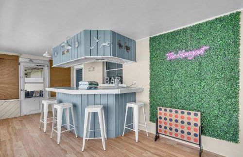 Four Bed Home with Pool Game Room Bar Near Beach - Foto 4