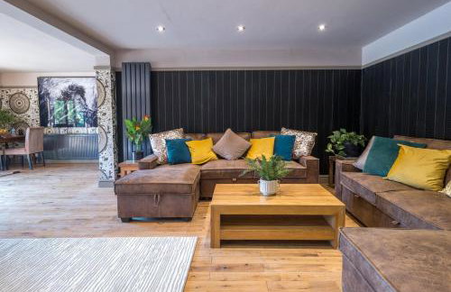 Huge 8 Bed Manor House with Hot Tub, Cinema Room, Games Room - Foto 5