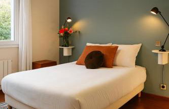 Villa ACMÉ 200 m du lac d'Annecy avec Piscine et Jacuzzi 14 personnes - Foto 18