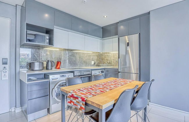 Luxury 1 Bed Apartment at The Capital on the Park - Photo 7