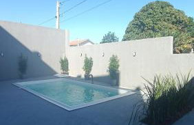 Casa com piscina a 150m da praia ponta do papagaio - Foto 3