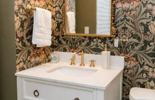 Speakeasy, Hot Tub, Putt Putt, Outdoor Theatre, 8 minutes from Downtown Greenville - Foto 15