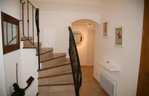 Golf de Pont Royal Villa les Micocouliers climatisée 4 chambres Piscine chauffée Parking - Foto 6