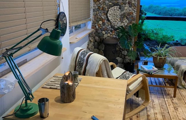 Unique 2-bed Cabin in Llanelli - Foto 10