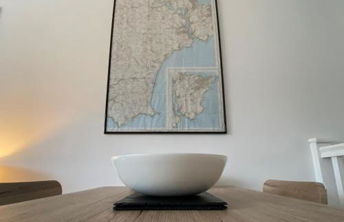 Two Sails Brixham - Spacious modern family seaside home - parking - wood-burner - dog friendly - Photo 28