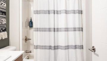 Curated, New Build Condo on TART Trail, With Bikes - Foto 4, towels, Shower