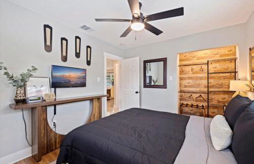 Luxury Rustic Retreat Entire Home in Pinellas Park - Foto 25