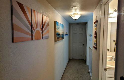 5 Minutes to South Bay Beaches! Private 2 bedroom 2 bath 2 level home with patio Excellent value! - Foto 9