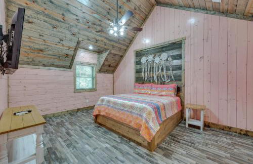 Hot Tub and Forest Views Broken Bow Group Haven! - Foto 18