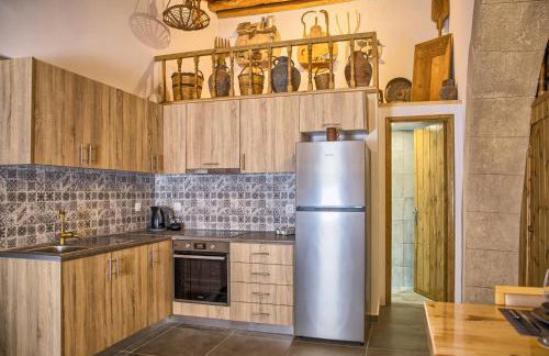 Stone Arch - Photo 13