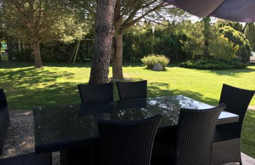 Piscine et jacuzzi à 2km de la plage de St Georges de didonne - Foto 7