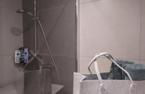 Haus Am Stadtschloss FeWo 3 Zimmer Küche Bad - Foto 21