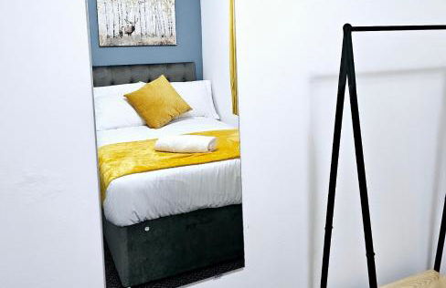 LushStay Telford - Families, Contractors & Group of Friends, long term stay - Photo 13