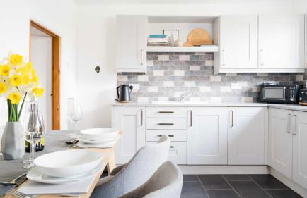 Rose Cottage - Photo 2