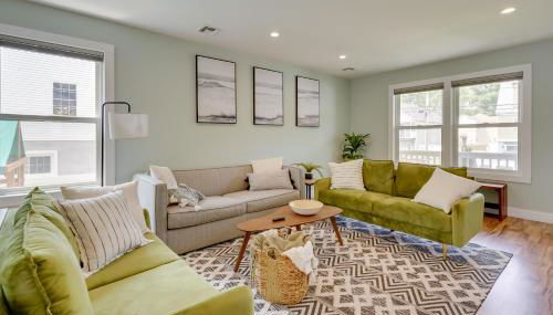 Gorgeous Keansburg Home with Pool Walk to Beach! - Foto 4