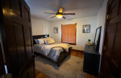 Cozy Craftsman Home Near UW and Downtown - Foto 31