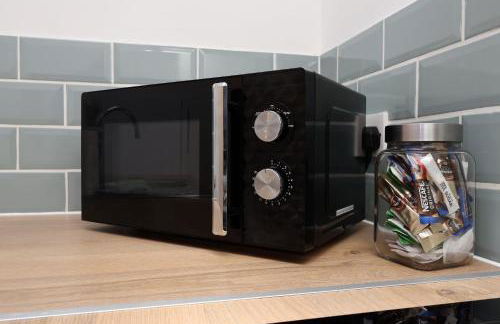 Studio - Kitchen - Parking - Ideal for Contractors - Foto 12