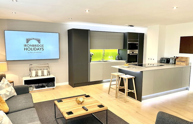 Apartment Twelve - Photo 15