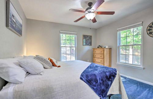 Dock and Jet Ski Slip Lakeside Sunrise Beach Home! - Foto 31